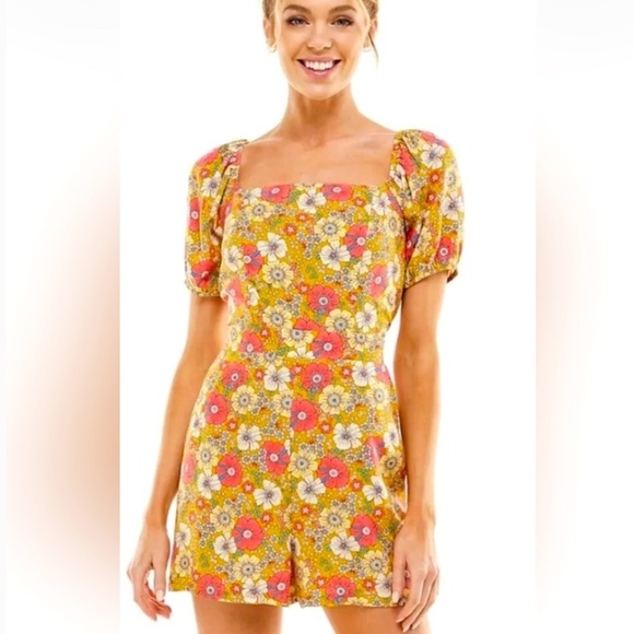 Lily Rose Pants - Lily Rose Juniors Yellow Floral Criss Cross Back Romper Size XXL